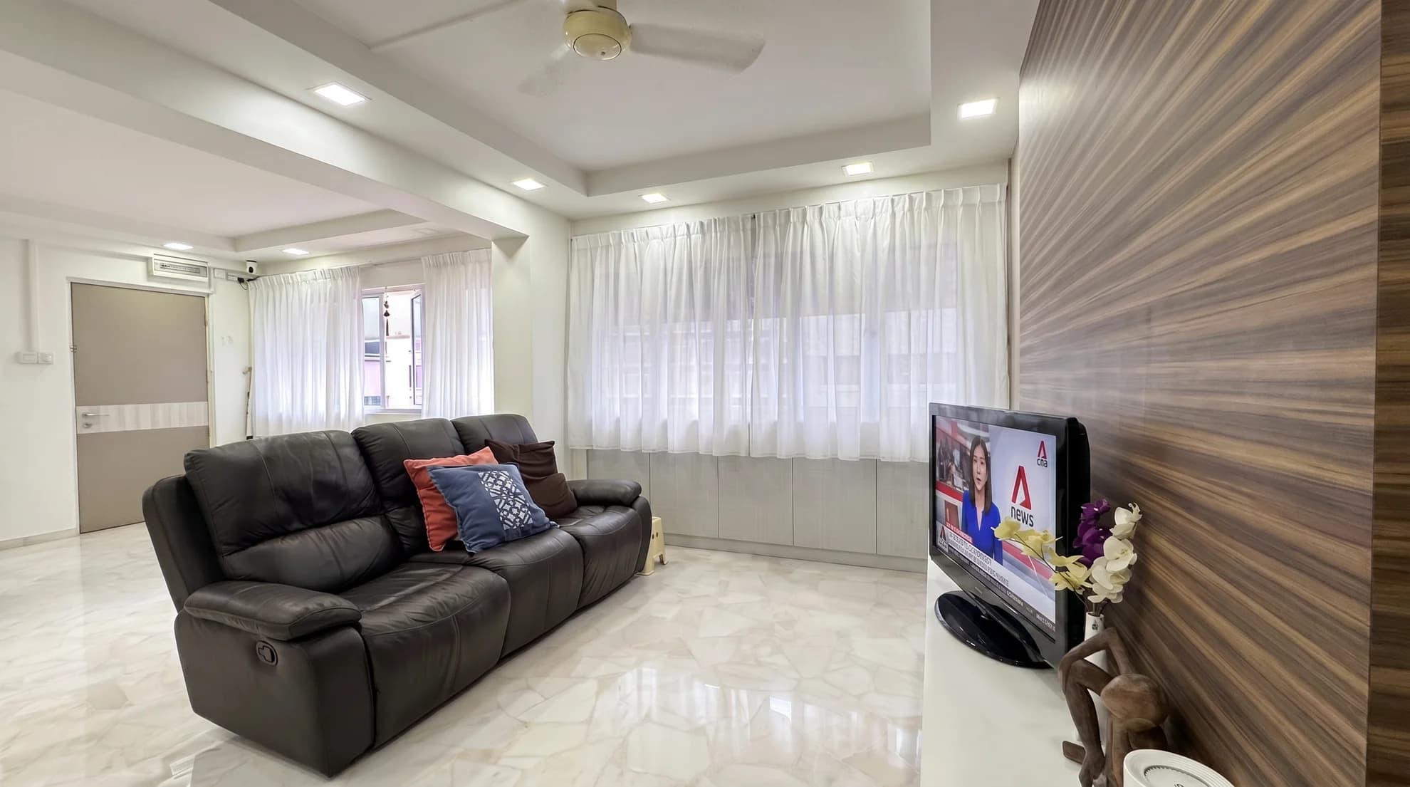 Exclusive renovated 4RM HDB in Pasir Ris near to IKEA for rent.